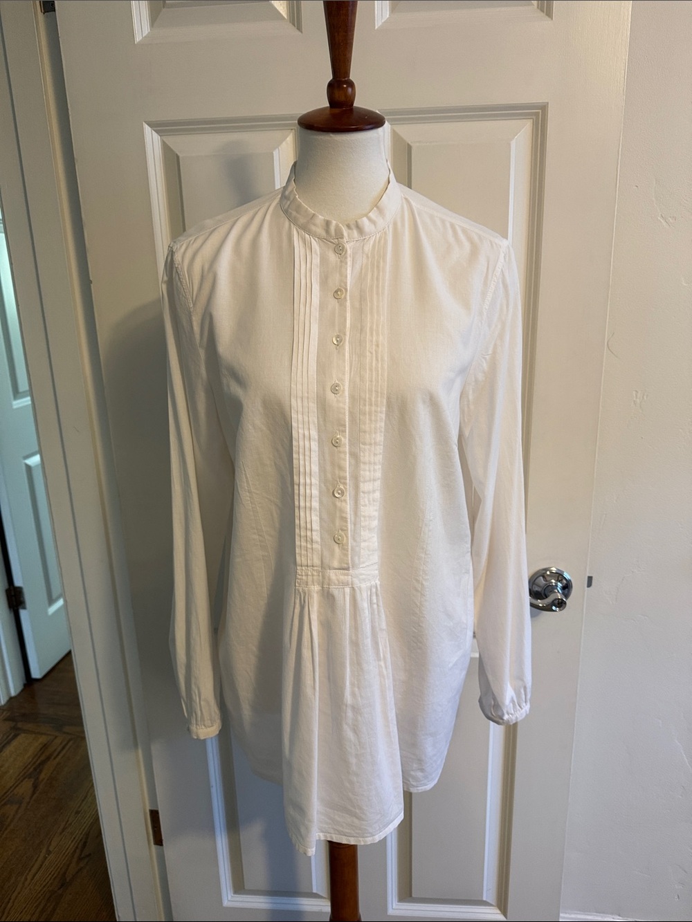 Women's White Pintuck Button-Front Tunic Top - loose fit